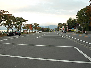 セブンイレブン前から山中遊覧船乗り場付近まで