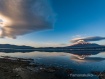 笠雲を被った富士山の逆さ富士と吊るし雲が見られました 25年2月28日撮影