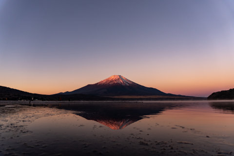 1/2、紅富士の逆さ富士
